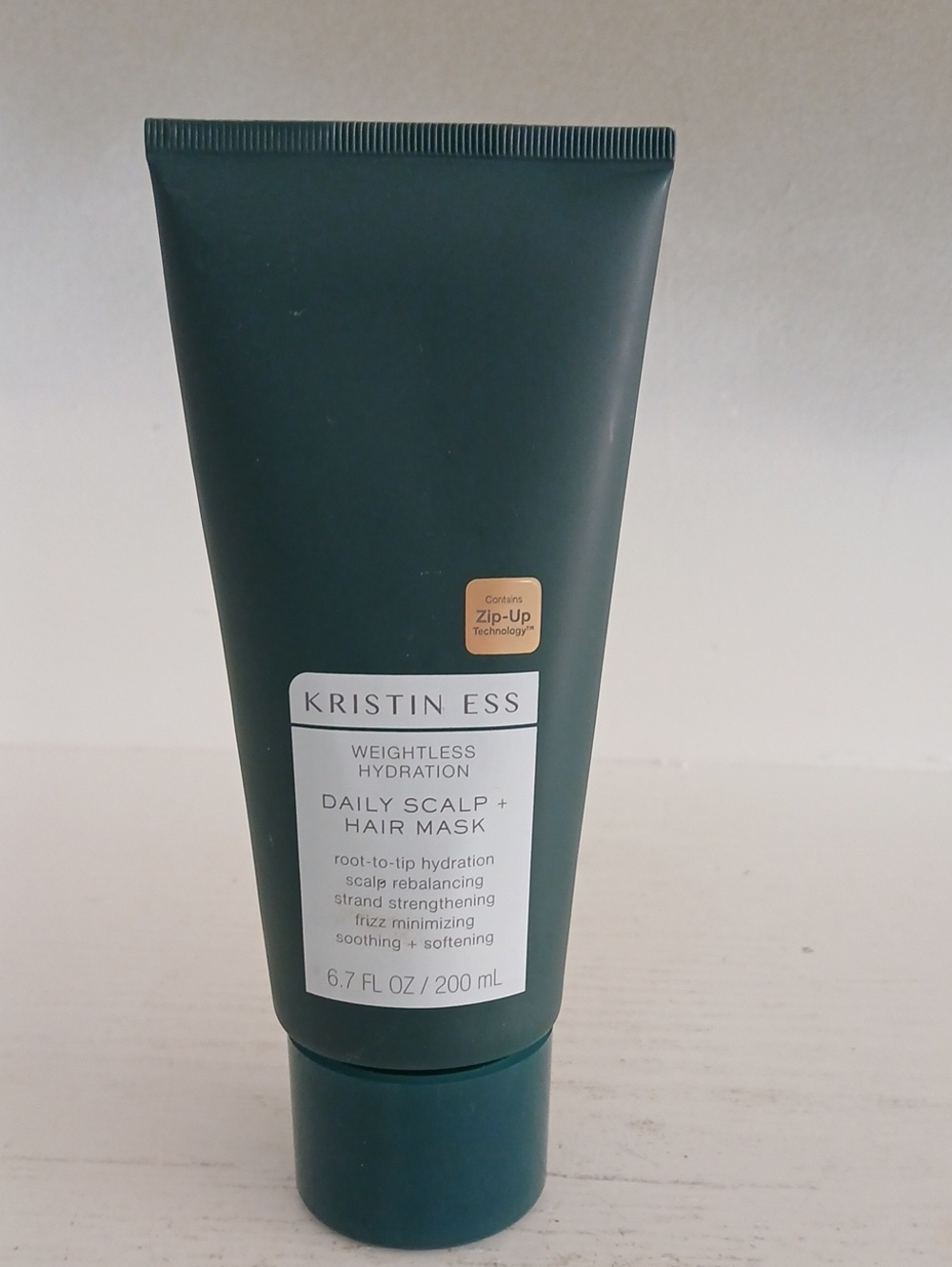 Kristin Ess Weightless Hydration Daily Scalp + Hair Mask